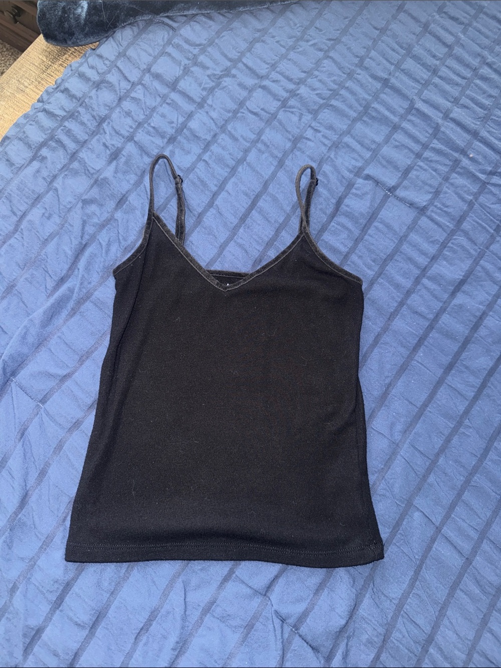 American Eagle Outfitters Black V-Neck Adjustable Strap Cami